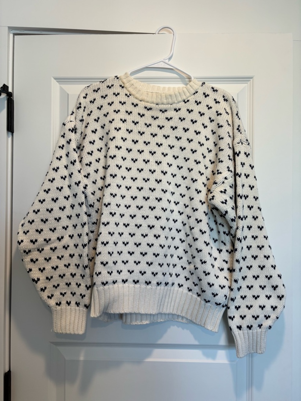 Eddie Bauer Ivory and Navy Knit Sweater